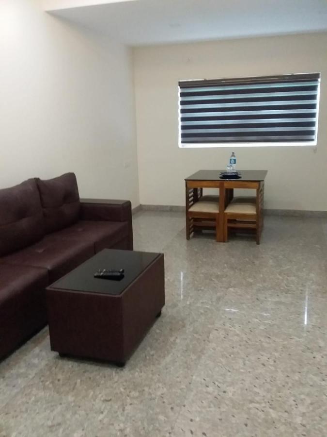 Redbell Suites Residency Kondotty Exterior photo